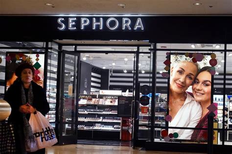 sephora owned by